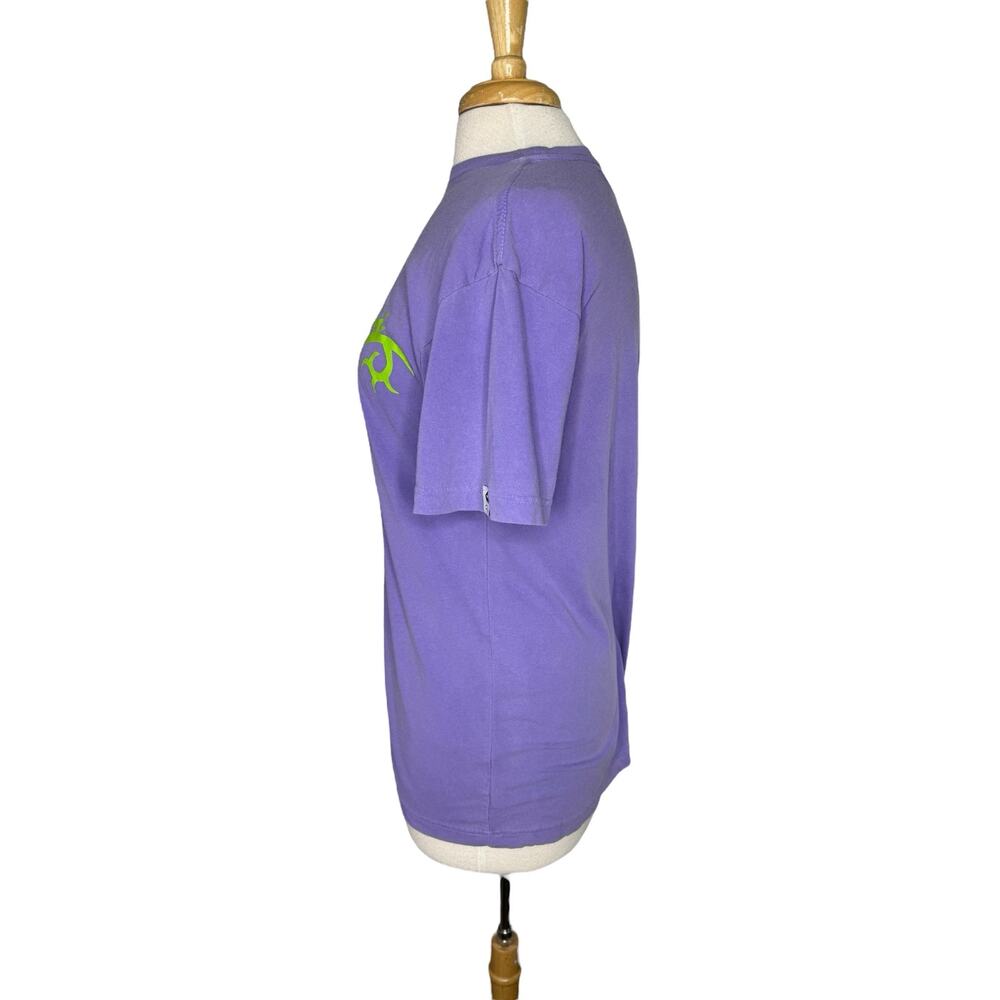 FEMMEMUTE Guard Your Heart Purple Green Barbed Wire Tee Size Small Unisex Top - Picture 2 of 11